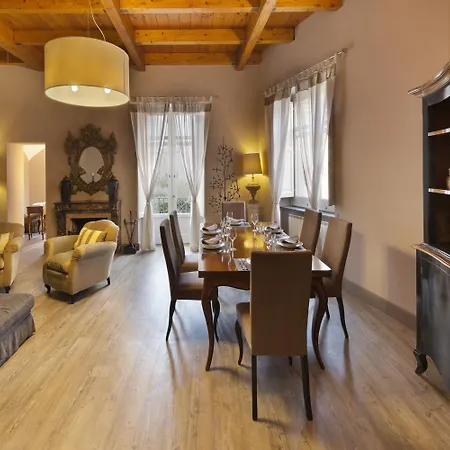 - Maison De Charme