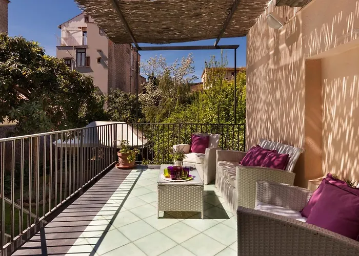 - Maison De Charme *